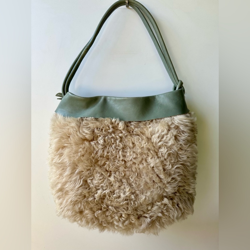 Il Bizonte Lamb Shearling & Sage Green Leather Elegant Women's Bag 15”x13” - Picture 3 of 14